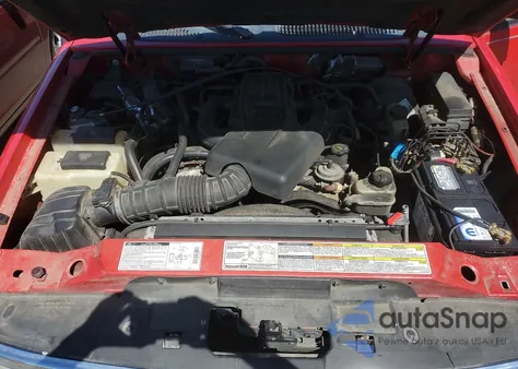 1999 Ford Explorer из США, поврежденный, VIN 1FMZU34E3XZB42542